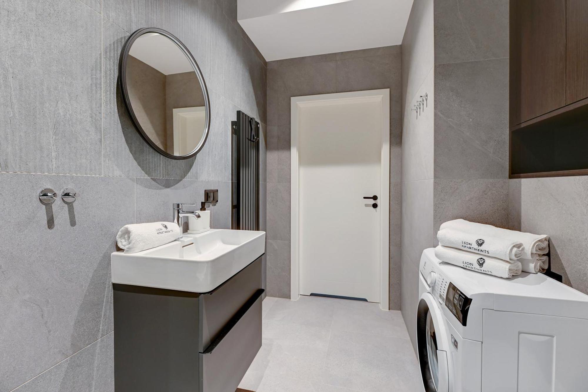 Scala 60D City Center Apartments With Parking By Lion Apartments Gdańsk Exterior foto
